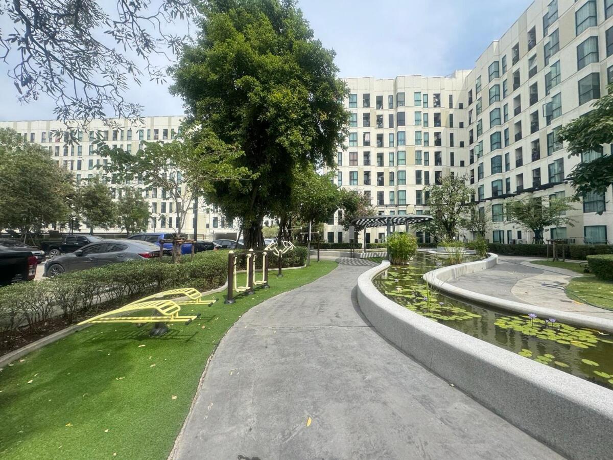 Unio Sukhumvit 72 Boutique Condo Ban Khlong Samrong Екстер'єр фото